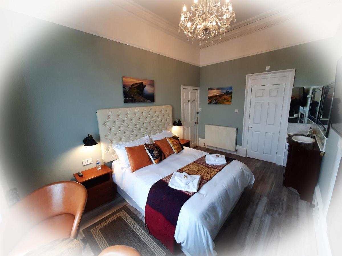 Highlander House Boutique Hotel Rothesay Exterior photo